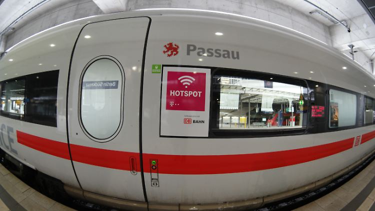 Wird neben den ICEs auch der Nahverkehr mit internetfähiger Technik ausgestattet?
