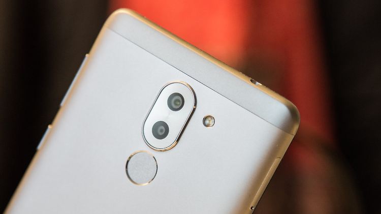 Das günstige Honor 6X hat eine Dual-Kamera.