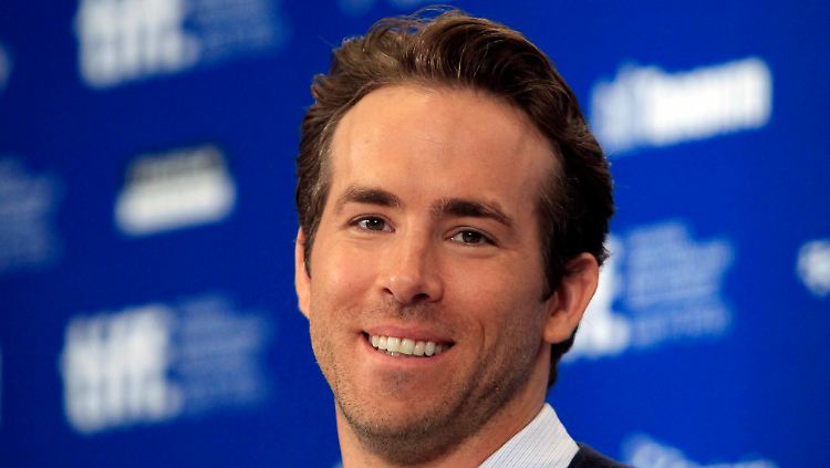 Liegt es tatsächlich am Akzent? Ryan Reynolds.