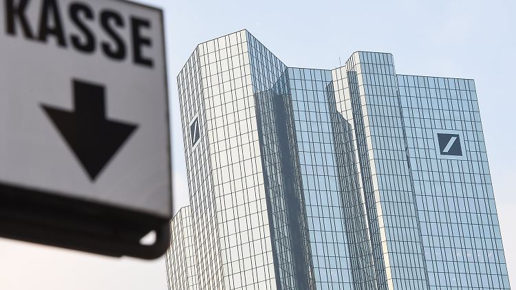 Die Verschärfung der "Clawbacks" dürfte auch die Deutsche Bank betreffen.