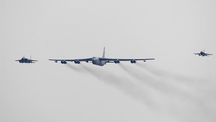Die US-Luftwaffe bombardiert immer wieder Stellungen radikaler Islamisten in Syrien. (Symbolfoto)