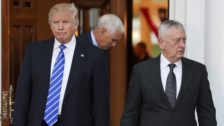 Hat sich mit James Mattis (r.) einen Charakterkopf an Bord geholt: Donald Trump
