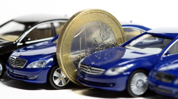 Wer vergleicht und wechselt, kann auch bei der Kfz-Versicherung viel sparen.