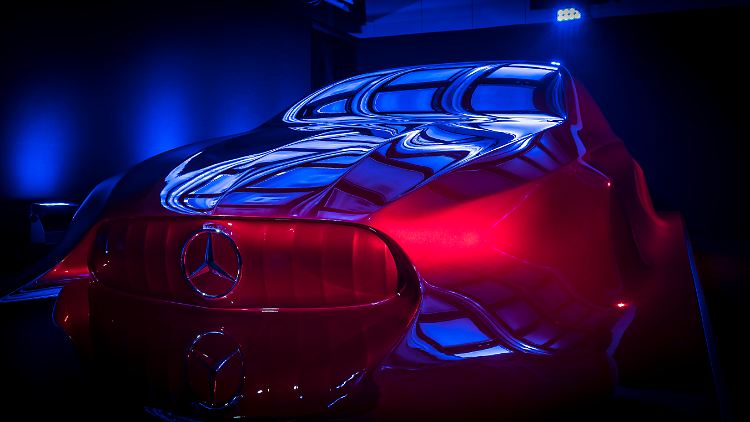 Angelehnt an den Mercedes GT R bezeichnet Wagener das Gesicht der A-Klasse nicht zu Unrecht als "Predator Face".