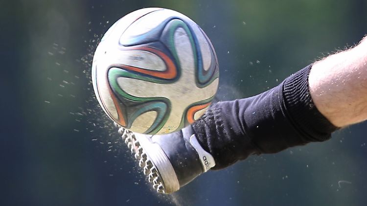 Symbolbild Amateurfußball: Falls Ihnen etwas Besseres einfällt, melden Sie sich doch bitte unter sport@nama.de.