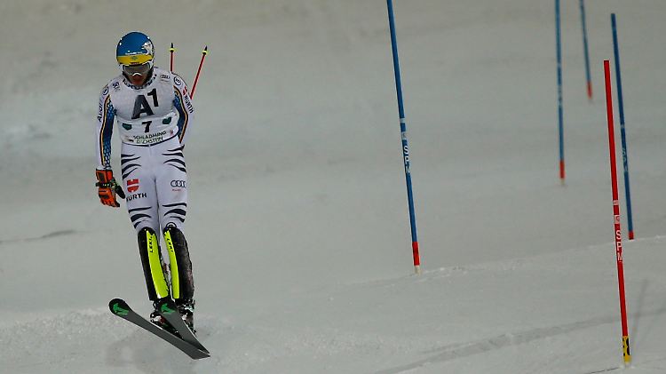 Felix Neureuther verpatzt die WM-Generalprobe in Schladming.