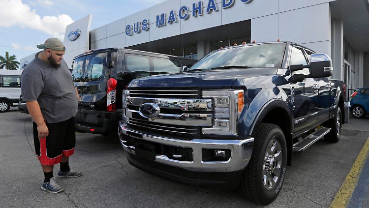 Die US-Verbraucher lieben es breit und mächtig - bei Autos. Davon profitiert auch Ford.
