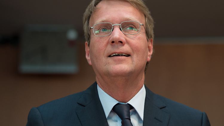 Ronald Pofalla war ein enger Vertrauter Merkels, bevor er zur Deutschen Bahn wechselte. 