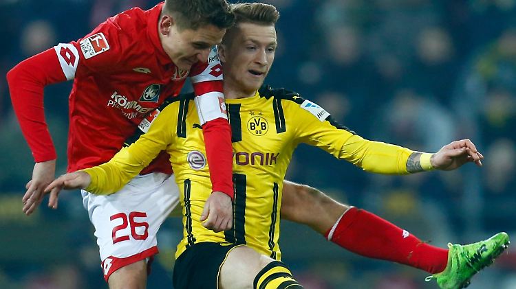 Marco Reus sorgt mit seinem Treffer nach 124 Sekunden für die Führung.