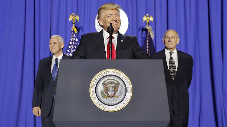 Viele US-Firmen sind von Donald Trumps Einreisestopp betroffen. Nun regt sich Widerstand.