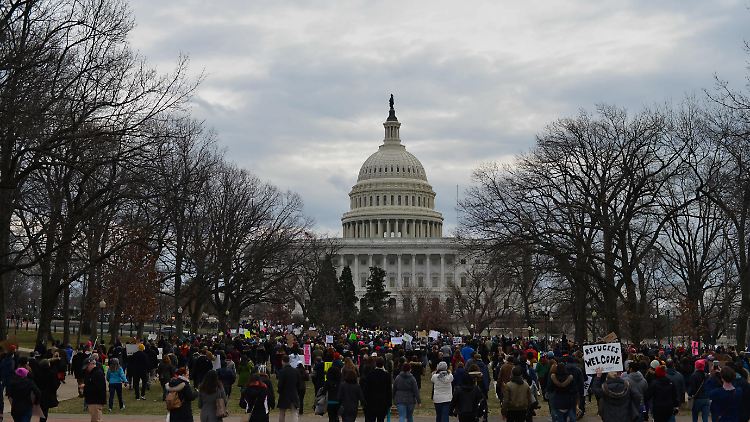 In Washington formiert sich der Protest gegen das Einreisedekret von Donald Trump.