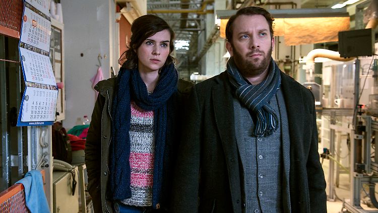 Haben eine aufregende Zeit im Porzellanwerk: Dorn (Nora Tschirner) und Lessing (Christian Ulmen)
