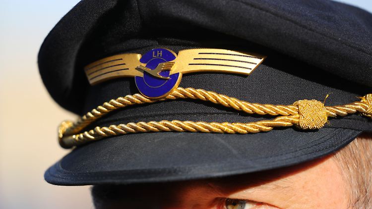 Lufthansa-Pilot: Nun hat der Schlichter das Wort.
