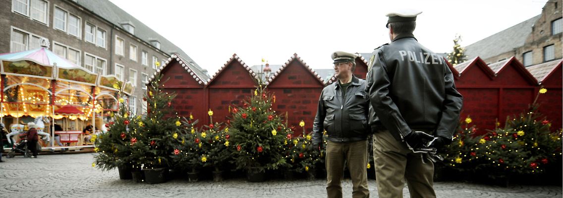 Erhöhte Wachsamkeit auch dem Weihnachtsmarkt in der Düsseldorfer Altstadt.