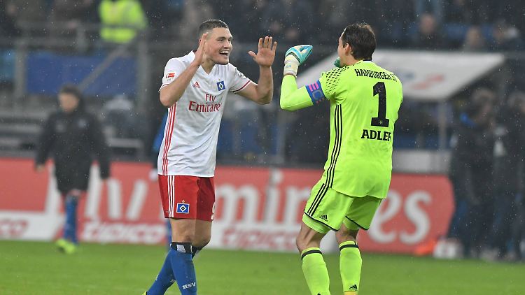 Solche Geschichten schreibt nur der Fußball: Bayer-Leihe Papadopoulos trifft gegen seinen Klub Bayer Leverkusen.