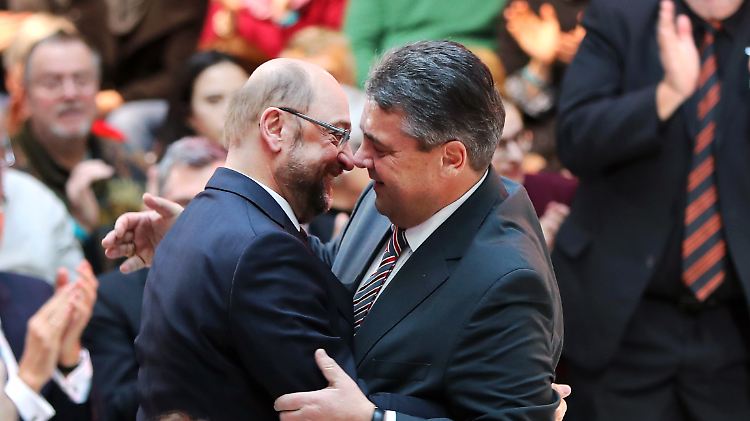 Martin Schulz (l.) und Sigmar Gabriel.