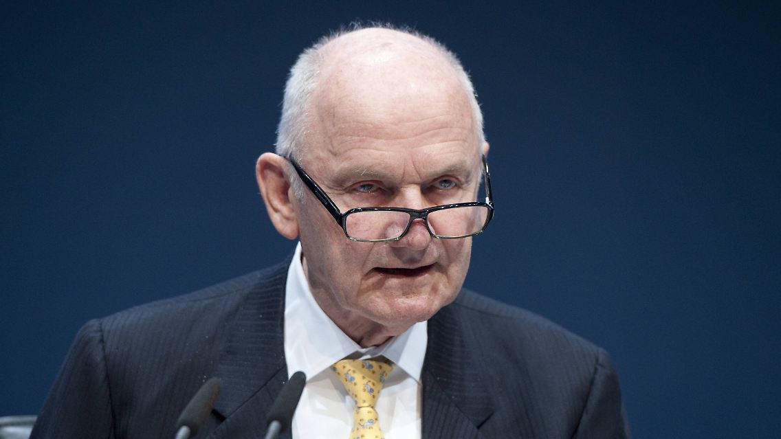 Ferdinand Piech (Aufsichtsratsvorsitzender der MAN SE) / ordentliche Hauptversammlung 2012 der MAN SE / Neue Messe München / 20.04.2012 Ferdinand Piech Chairman of the Supervisory Board the Man SE Ordinary Annual General Meeting 2012 the Man SE New trade Fair Munich 20 04 2012