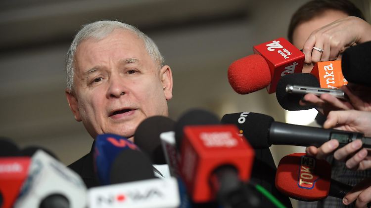 Chef der rechtsnationalen Partei PiS: Jaroslaw Kaczyinksi.