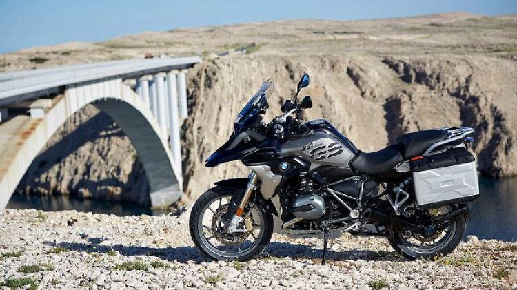 BMW hält auch die Variante "Style 2 Exclusive" parat,  die aufgrund einiger Extras noch wertiger als die pure GS wirkt.