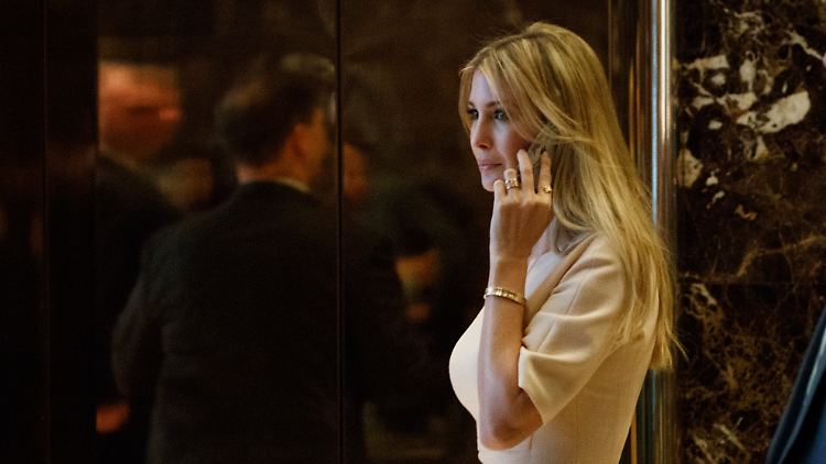 Eigenen Angaben zufolge hat sich Ivanka Trump entschlossen, sich aus ihrer Mode- und Schmuckfirma zurückzuziehen.