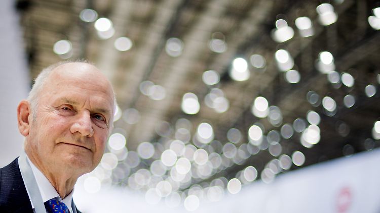 VW-Patriarch Ferdinand Piëch holt zum Rundumschlag aus. 