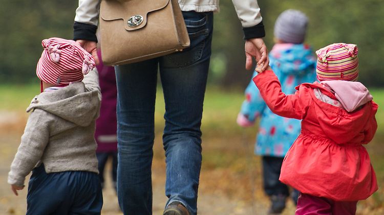 Den Vorschuss beantragen vor allem alleinerziehende Frauen.
