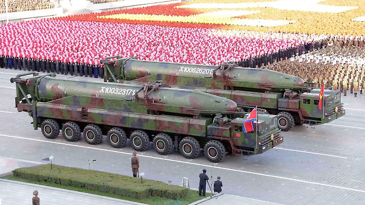 Interkontinentale Langstreckenraketen wie diese KN-08 konnte das nordkoreanische Regime bislang nicht erfolgreich testen.