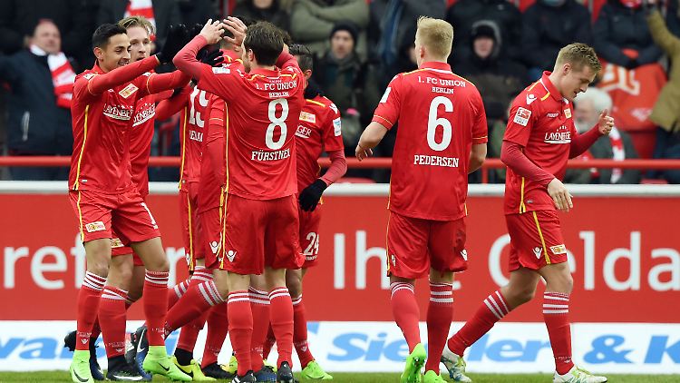 Gute Laune in der Alten Försterei: Der 1. FC Union hat ein Tor geschossen.