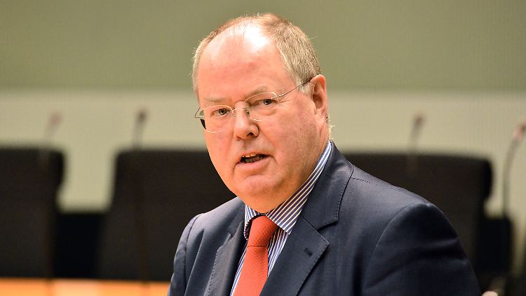 Grob fahrlässige oder vorsätzliche Fehler kann Steinbrück während seiner Amtszeit nicht erkennen.