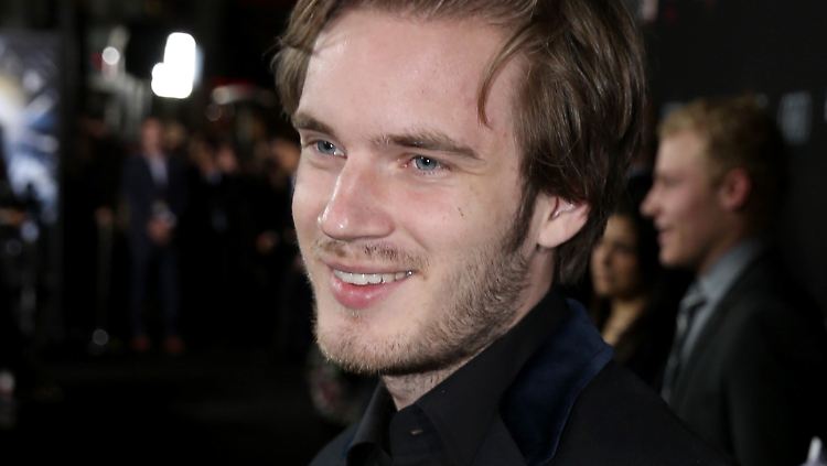 Felix Kjellberg hat als PewDiePie rund 53 Millionen Abonnenten auf Youtube.