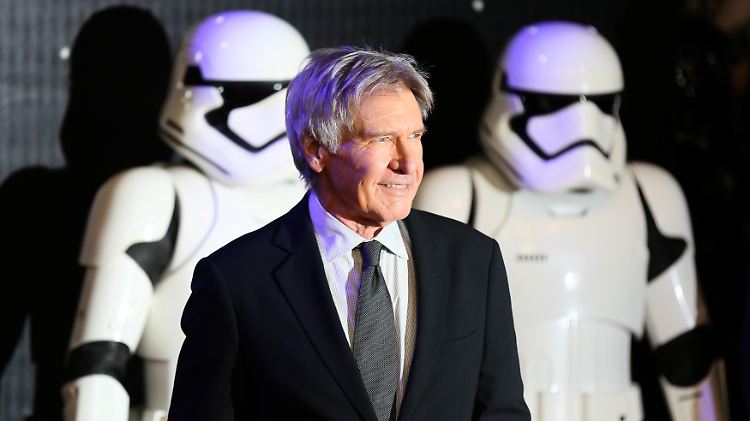 Der "Star Wars"-Star  hat schon mehrere Bruchlandungen bei seinen Rundflügen hinter sich.