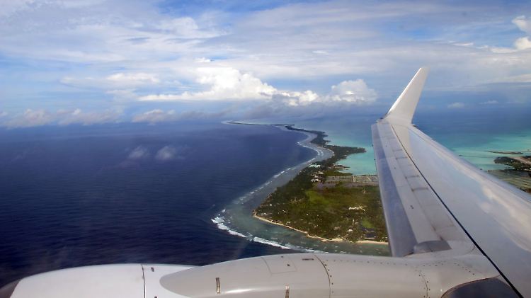 Blick Tarawa - die Hauptinsel des Pazifikstaates Kiribati.