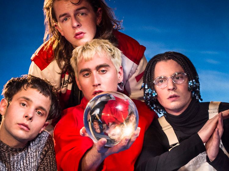 Dandy, der Rocker, der Streber und der funky Dude - so sehen sich Bilderbuch.