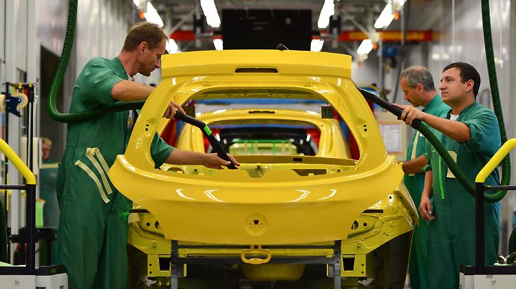 Wie viele Jobs bleiben bei Opel nach einer Übernahme bestehen?