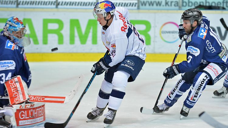 Dominik Kahun und seine Münchener kassierten gegen Iserlohn eine unerwartete Niederlage.