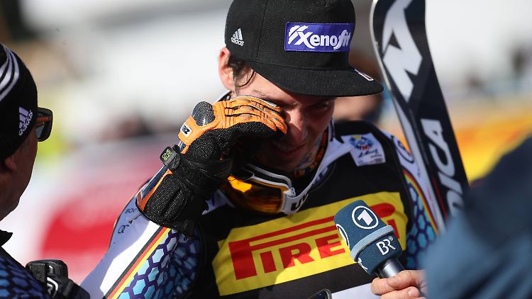 Felix Neureuther wurde nach dem Gewinn seiner Bronzemedaille von den Emotionen übermannt.
