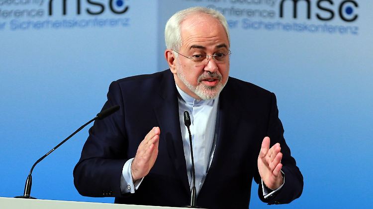 Irans Außenminister Mohammed Dschawad Sarif verteidigte auf der Münchner Sicherheitskonferenz die Raketentests seines Landes.