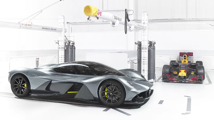 Kein Geringerer als Red-Bull-Chefdesigner Adrian Newey soll am Bau des AM-RB 001 beteiligt sein.