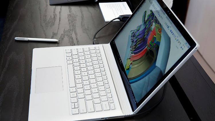 Immer mehr Rechner mit Windows 10 werden verkauft.