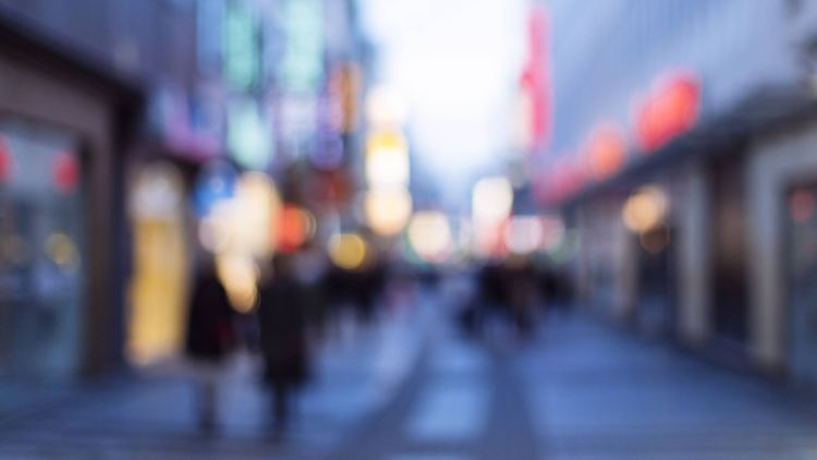 Laut der Untersuchung stiegen rund 124.000 Langzeitarbeitslose im vergangenen Jahr wieder ins Arbeitsleben ein. 