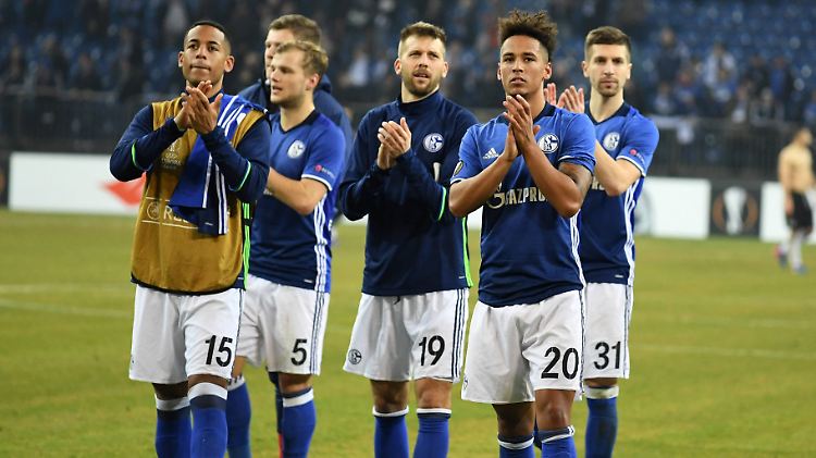Applaus, Applaus: Die Schalker haben noch viel vor.