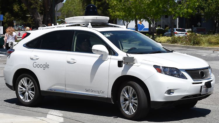 Das auf dem Dach angebrachte Radarsystem des Google-Autos soll fast baugleich auch in Uber-Wagen installiert sein.
