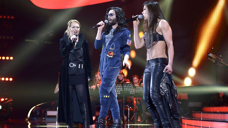 Nicole schmetterte (l.) mit Conchita Wurst (m.) und Ruslana (r.) ein Gewinnersongs-Medley beim diesjährigen ESC-Vorentscheid.
