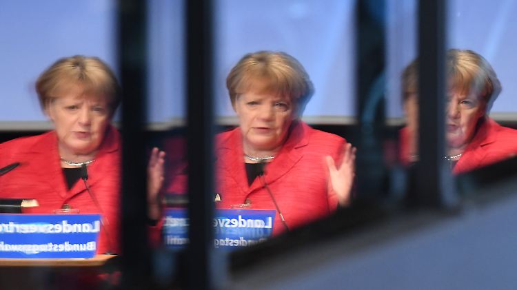 Merkel sprach auf der Landesvertreterversammlung der CDU Mecklenburg-Vorpommern, die sie in die Bundestagswahl führt.