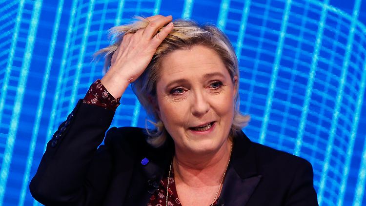Marin Le Pen will am liebsten raus aus der EU, auf jeden Fall aus dem Euro. 