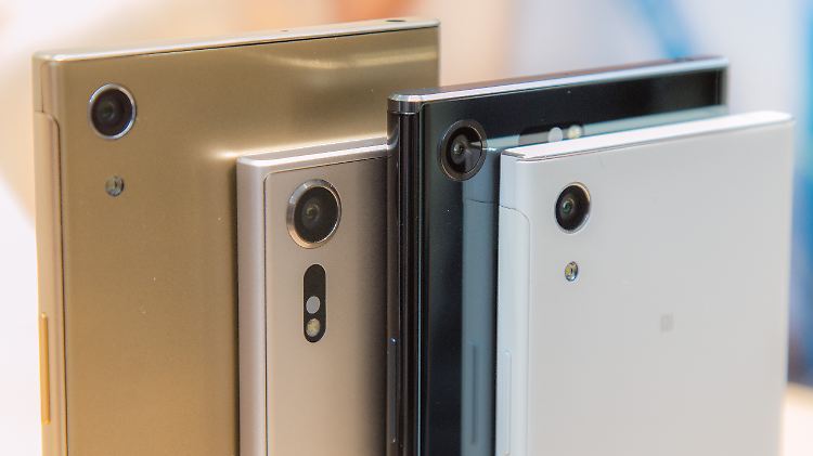 Vier neue Schmuckstücke zeigt Sony auf dem MWC.