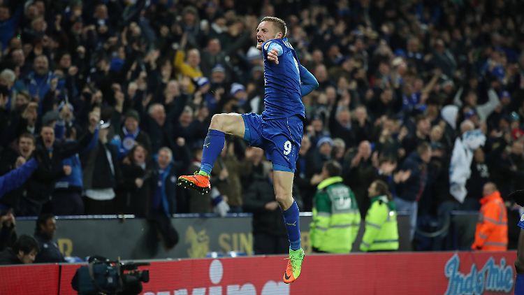 War nach seinem zweiten Treffer zu Luftsprüngen zumute: Jamie Vardy