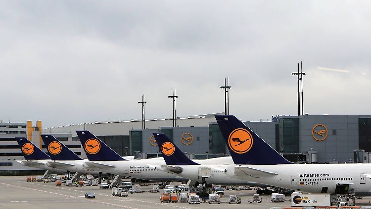 Die deutschen Flughäfen verbuchen so viele Passagiere wie noch nie. 