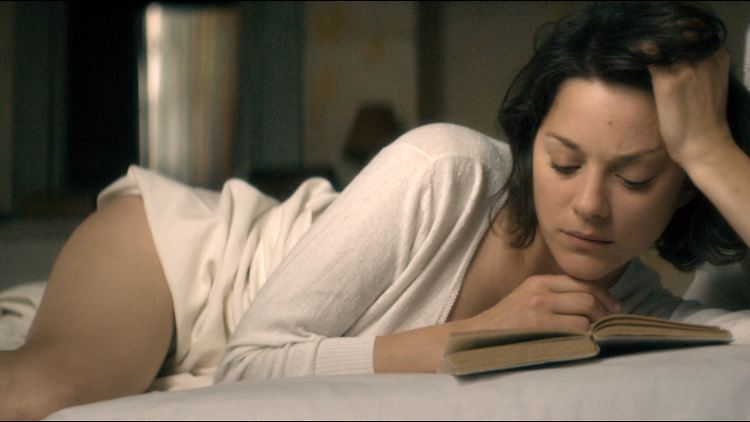 In "Die Frau im Mond" spielt Marion Cotillard Gabrielle, die es wagt, mehr zu wollen, als man sie lässt.