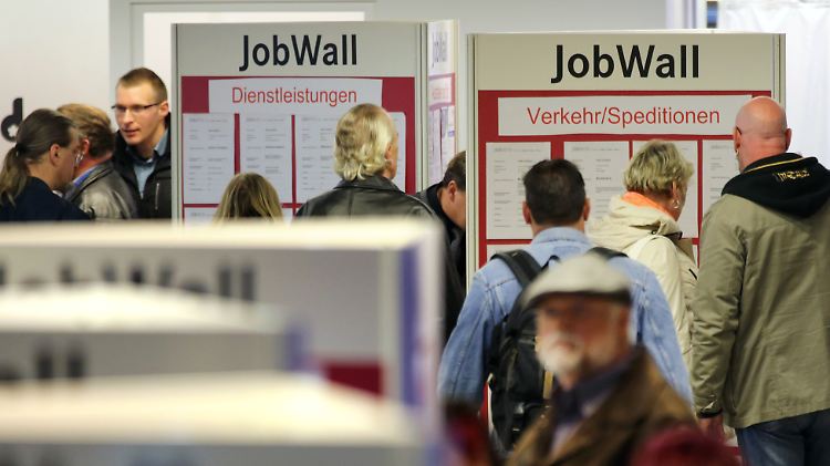 Großes Angebot: Im Februar waren 675.000 offene Stellen bei der BA gemeldet.